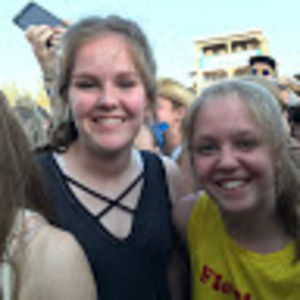 Meet your Posher, Ellen